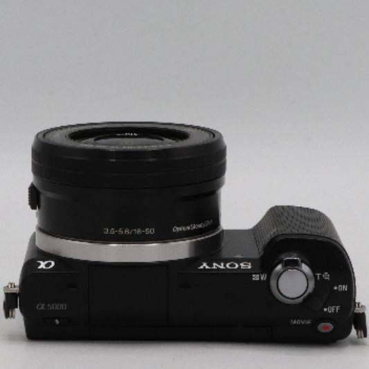 دوربین دست دوم سونی Sony Alpha A5000 kit 16-50mm (500 شات)