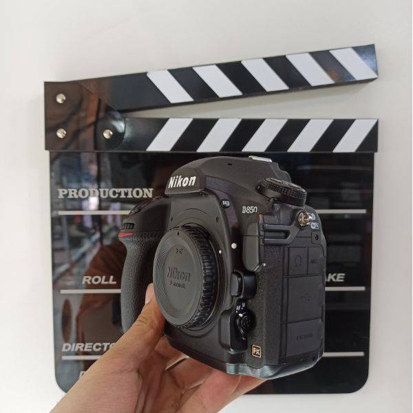 دوربین دست دوم نیکون Nikon D850 body (8000 شات)