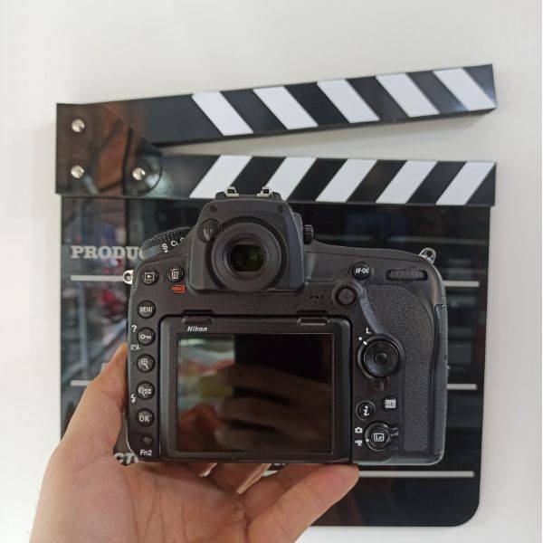 دوربین دست دوم نیکون Nikon D850 body (8000 شات)