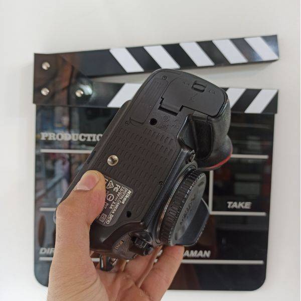 دوربین دست دوم Nikon D610 body (8000 شات)