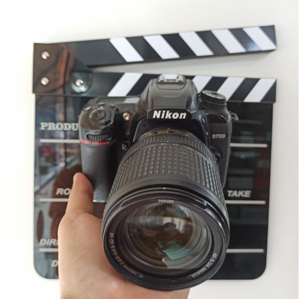 دوربین دست دوم نیکون Nikon D7500 Kit 18-140mm f/3.5-5.6 G VR (25000 شات)