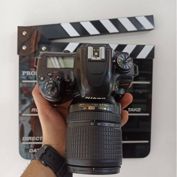 دوربین دست دوم نیکون Nikon D7500 Kit 18-140mm f/3.5-5.6 G VR (25000 شات)