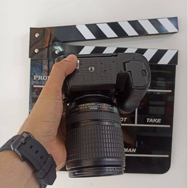 دوربین دست دوم نیکون Nikon D7500 Kit 18-140mm f/3.5-5.6 G VR (25000 شات)