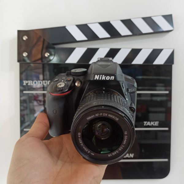 دوربین دست دوم نیکون Nikon D5300 Kit 18-55mm f/3.5-5.6G VR II (5000 شات)