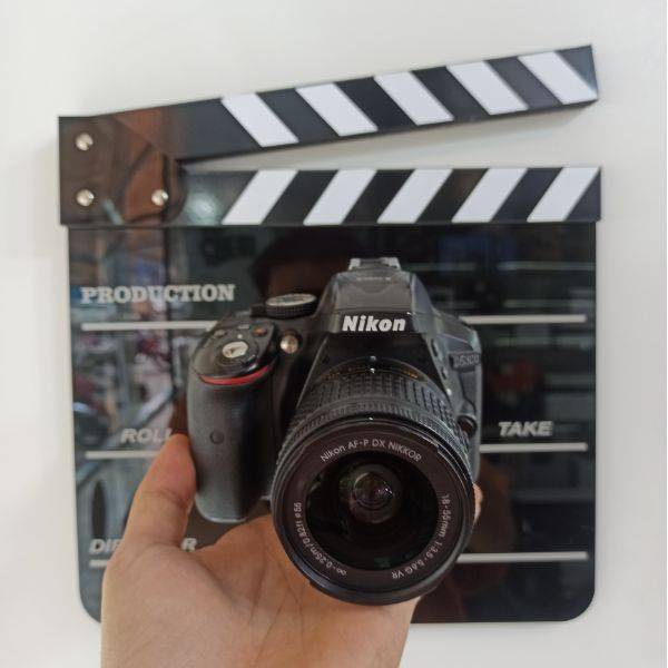 دوربین دست دوم دوربین عکاسی نیکون Nikon D5300 Kit 18-55mm f/3.5-5.6G VR II (10000 شات)