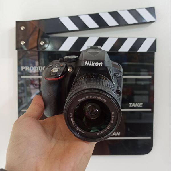 دوربین دست دوم نیکون Nikon D5300 Kit 18-55mm f/3.5-5.6G VR II (12000 شات)