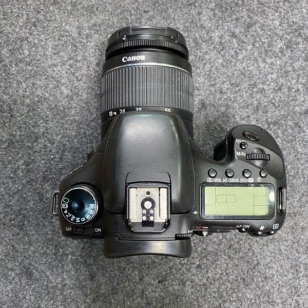 دوربین دست دوم کانن Canon EOS 7D Kit 18-55mm DC III (85/000 شات)