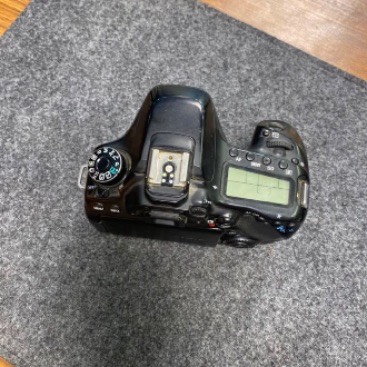 دوربین دست دوم کانن Canon EOS 80D Body (100/0000 شات)