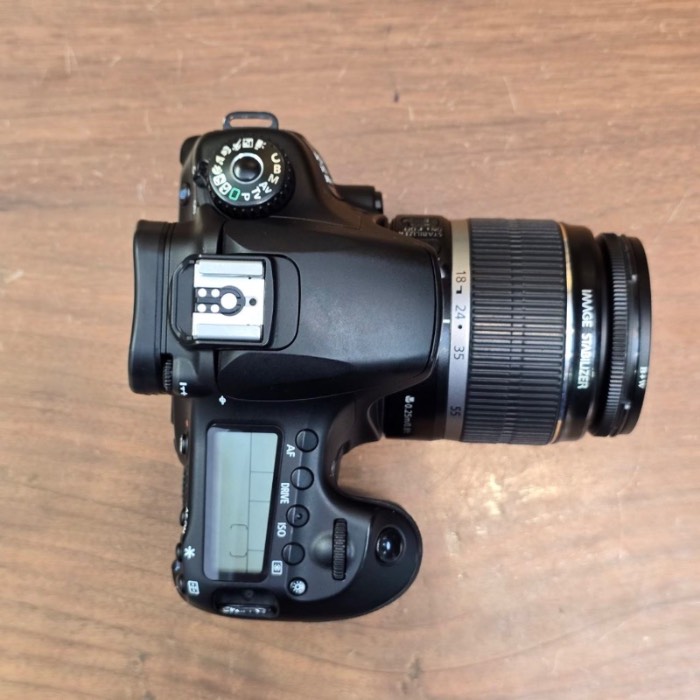 دوربین دست دوم عکاسی کانن Canon EOS 60D 18-55 isتعداد شات: 15000شات