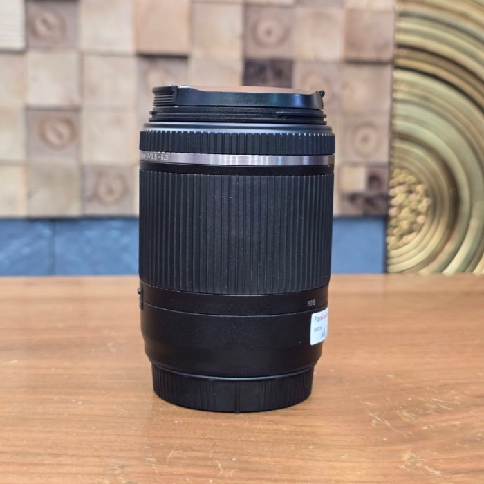 لنز دست دوم تامرون tamron 18-200mm f/3.5-6.3 di ii vc canon (جعبه دارد)