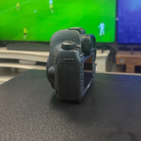 دوربین دست دوم کانن Canon EOS 5D Mark IV Body (8950 شات)