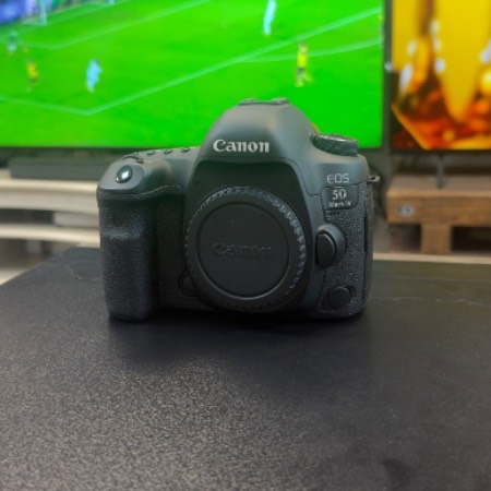 دوربین دست دوم کانن Canon EOS 5D Mark IV Body (8950 شات)