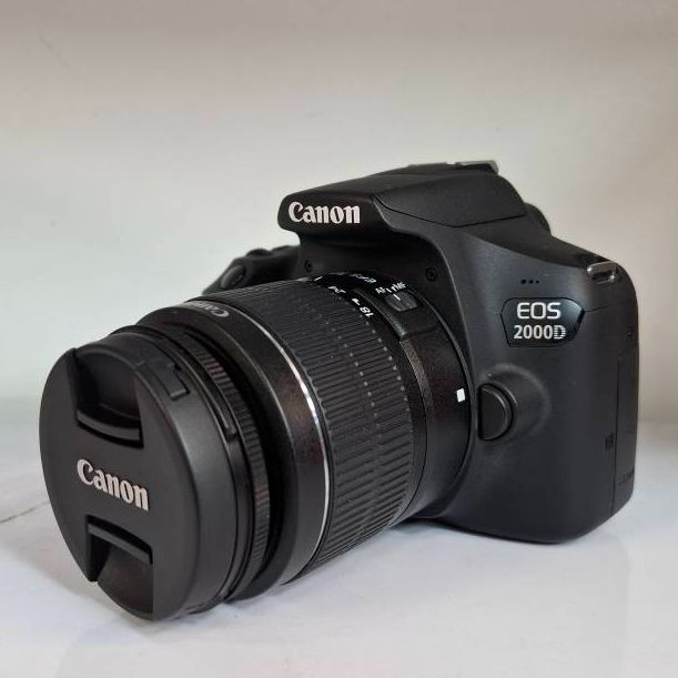 دوربین دست دوم کانن Canon EOS 2000D kit EF-S 18-55mm III (9000 شات)