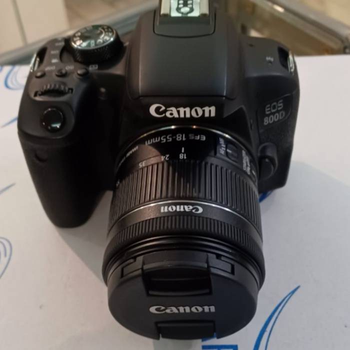 دوربین دست دوم کانن Canon EOS 800D Kit 18-55mm f/4-5.6 IS STM (12114 شات)
