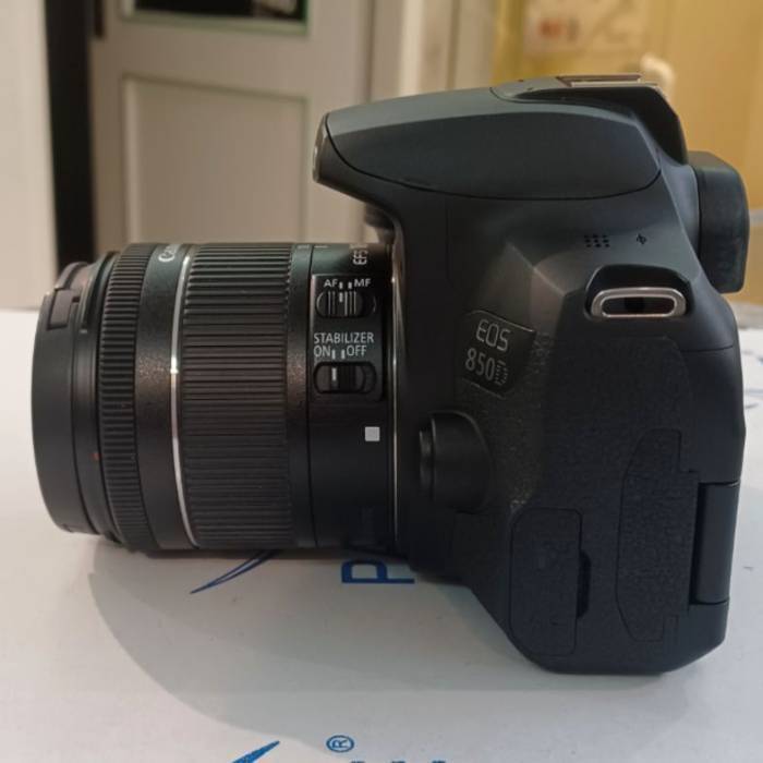 دوربین عکاسی کانن دست دوم Canon EOS 850D kit EF-S 18-55mm f/4-5.6 IS STM used (حدود ۴۵۰۰ شات)