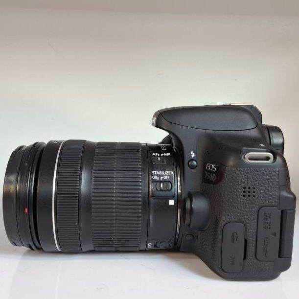 دوربین دست دوم کانن Canon EOS 750D Kit 18-135mm F3.5-5.6 IS STM (20000 شات)