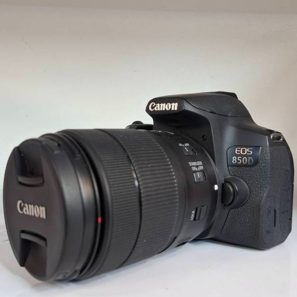 دوربین دست دوم کانن Canon EOS 850D kit EF-S 18-135mm f/3.5-5.6 IS USM (9000 شات)