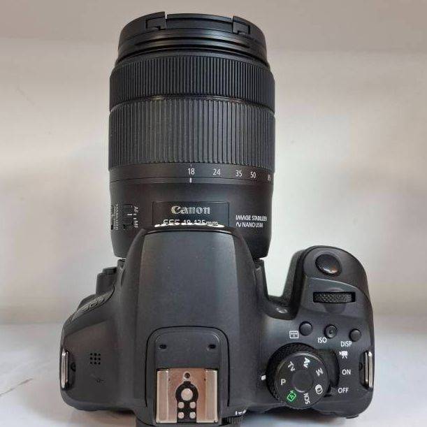 دوربین دست دوم کانن Canon EOS 850D kit EF-S 18-135mm f/3.5-5.6 IS USM (9000 شات)