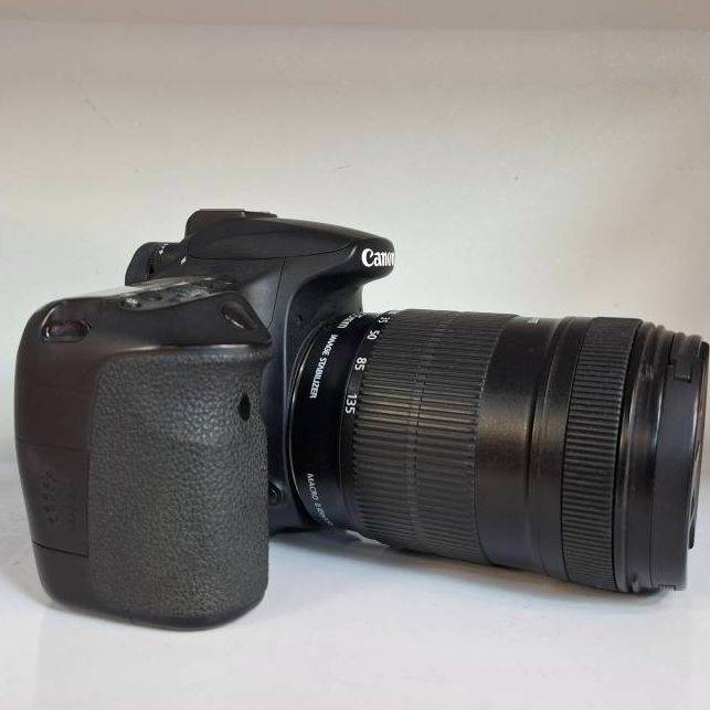 دوربین عکاسی کانن دست دوم Canon EOS 60D ‌Kit 18-135mm is stm(15000 شات)