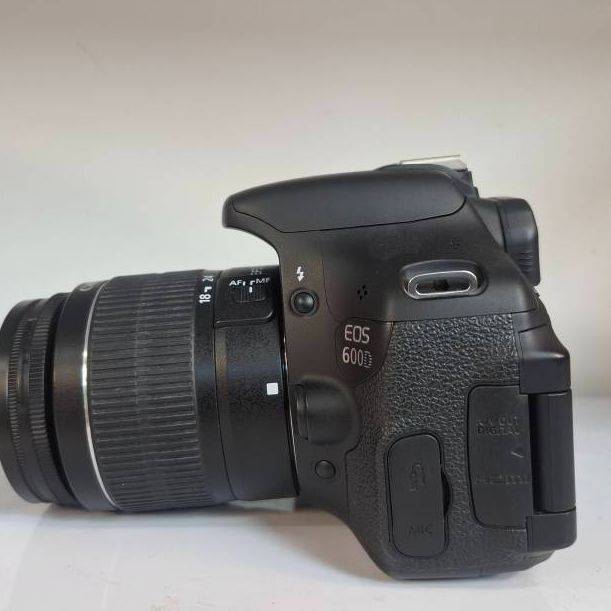 دوربین عکاسی دست دوم کانن Canon EOS 600D ‌Kit EF-S 18-55mm f/3.5-5.6 III (14000 شات)