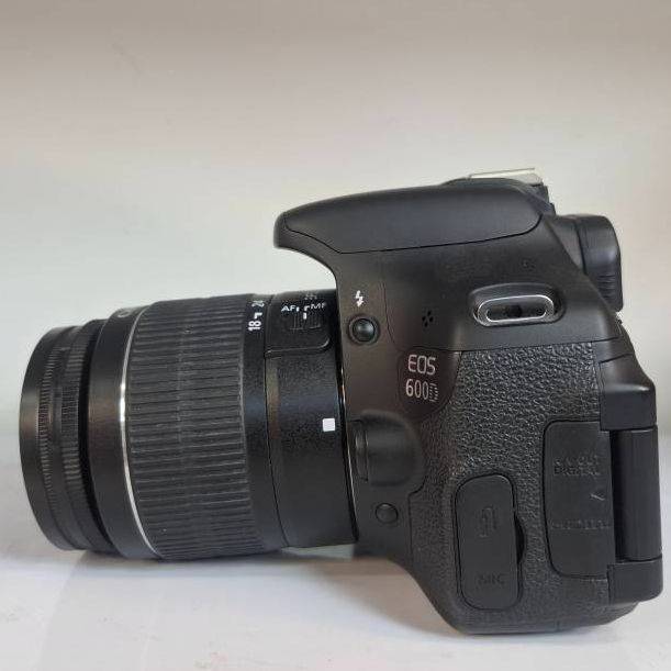 دوربین دست دوم دوربین عکاسی کانن Canon EOS 600D ‌Kit EF-S 18-55mm f/3.5-5.6 III (15000 شات)