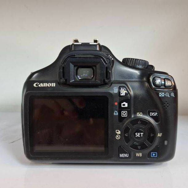 دوربین عکاسی دست دوم کانن Canon EOS 1100D ‌Kit kit 18-55 dc iii (30000 شات)
