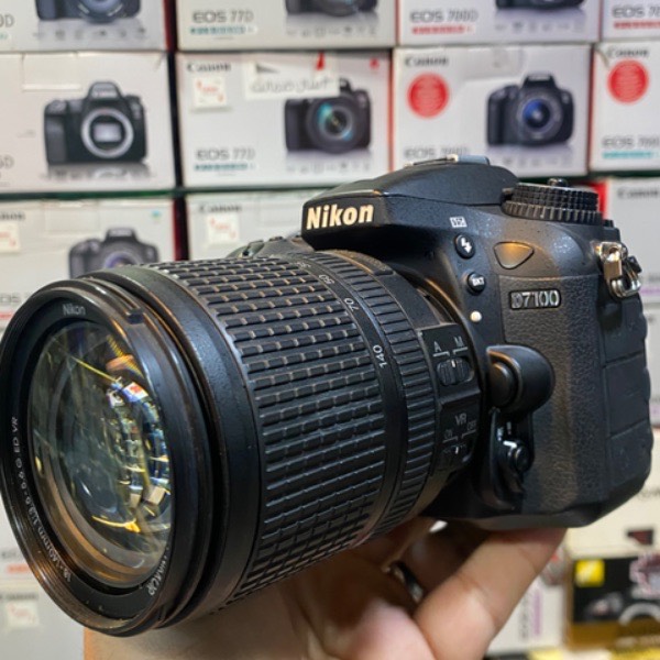 دوربین عکاسی دست دوم نیکون Nikon D7100 Kit 18-140mm f/3.5-5.6 G VR (شات 7000)