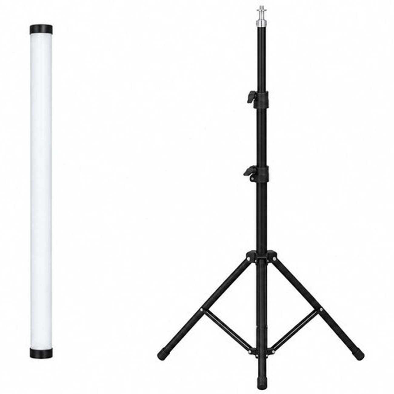 نمای کلی از نور باتومی و سه پایه Zeus MRT-110 RGB 30cm LED Light Stick with Light Stand