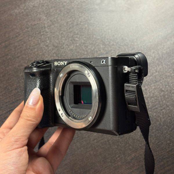 دوربین دست دوم سونی Sony a6400 Mirrorless Camera (21000 شات)