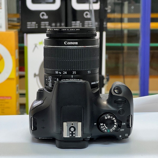 دوربین عکاسی دست دوم کانن Canon EOS 1300D Kit 18-55mm f/3.5-5.6 IS II (۸۶۰۰ شات)