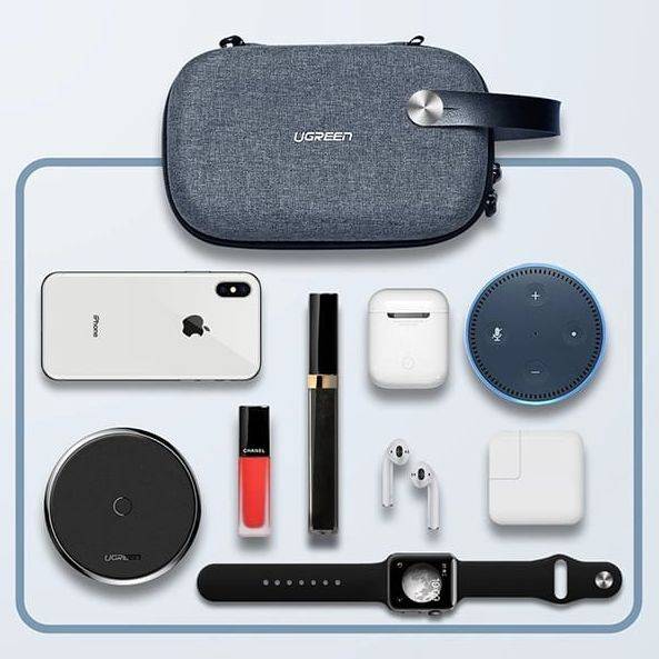 نمایی از فضای قرارگیری وسایل داخل کیف لوازم جانبی یوگرین UGREEN LP152 Accessories Case