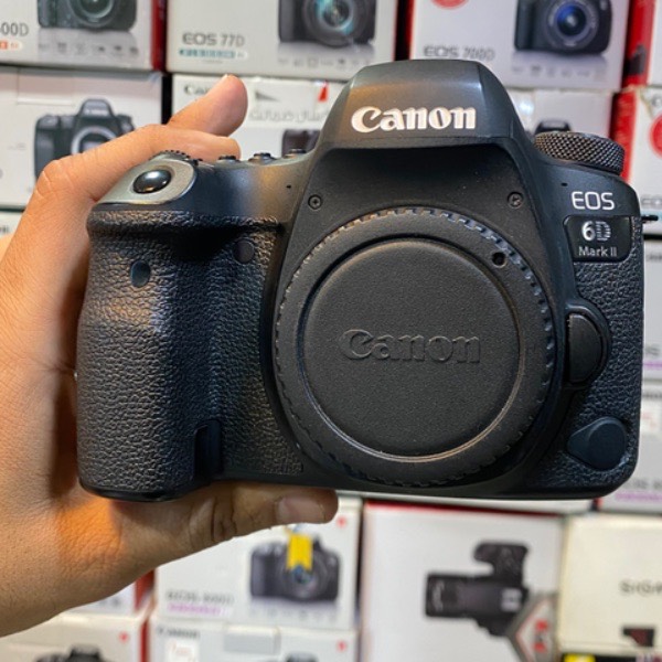 دوربین عکاسی دست دوم کانن Canon EOS 6D Mark II DSLR Camera Body (شات 7100)