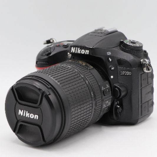 دوربین دست دوم نیکون Nikon D7200 Kit 18-140mm f/3.5-5.6 G VR (34000 شات)
