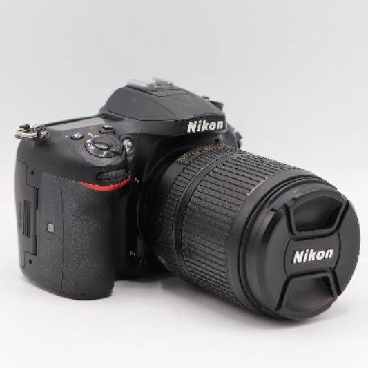 دوربین دست دوم نیکون Nikon D7200 Kit 18-140mm f/3.5-5.6 G VR (34000 شات)