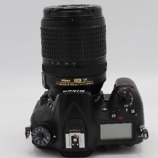دوربین دست دوم نیکون Nikon D7200 Kit 18-140mm f/3.5-5.6 G VR (34000 شات)