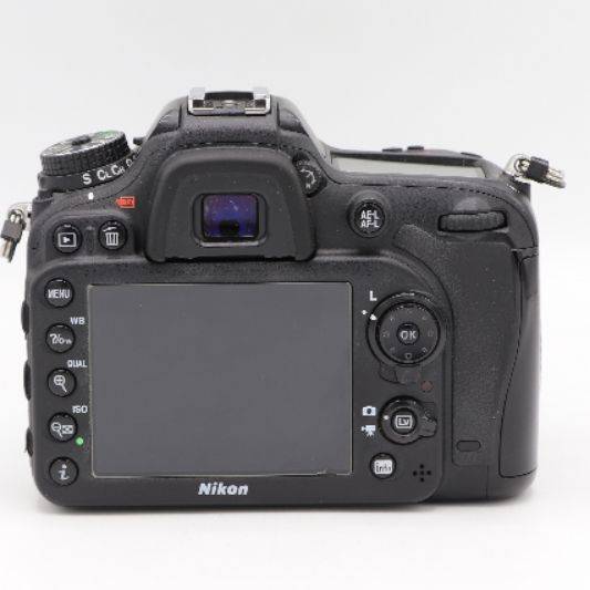دوربین دست دوم NIKON D7200 18-55 VR ii (34000 شات)