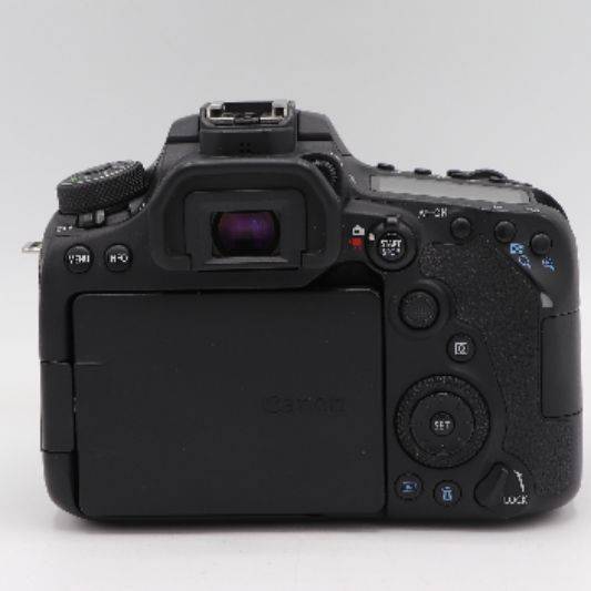 دوربین دست دوم Canon EOS 90D DSLR kit 18-55mm is STM (9000 شات)