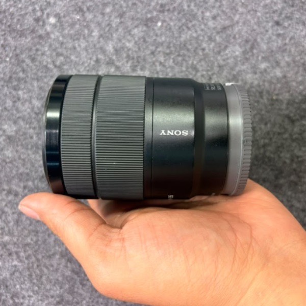 لنز دست دوم سونی Sony E 18-135mm f/3.5-5.6 OSS (جعبه ندارد)