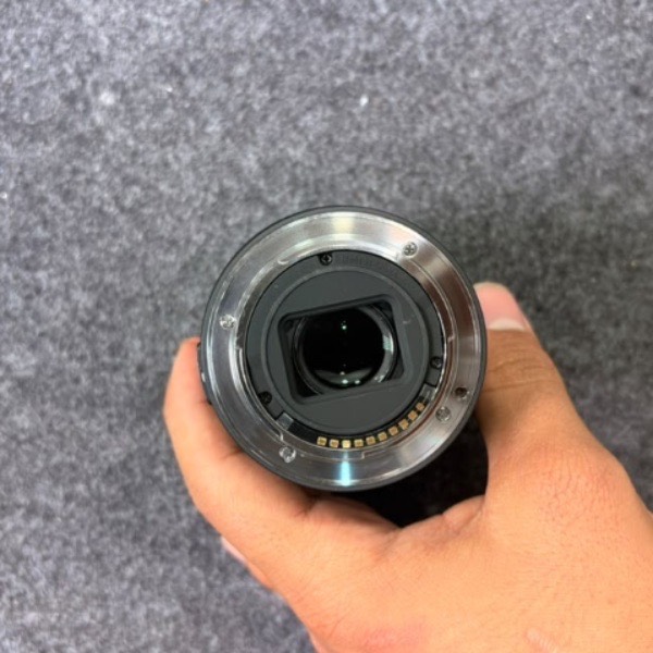 لنز دست دوم سونی Sony E 18-135mm f/3.5-5.6 OSS (جعبه ندارد)