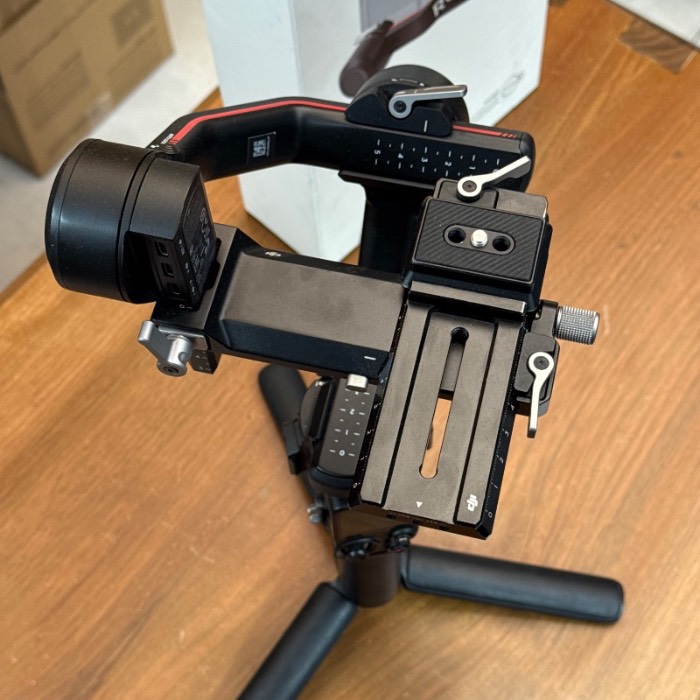 گیمبال دوربین دست دوم دی جی آی DJI RS 3 Gimbal Stabilizer