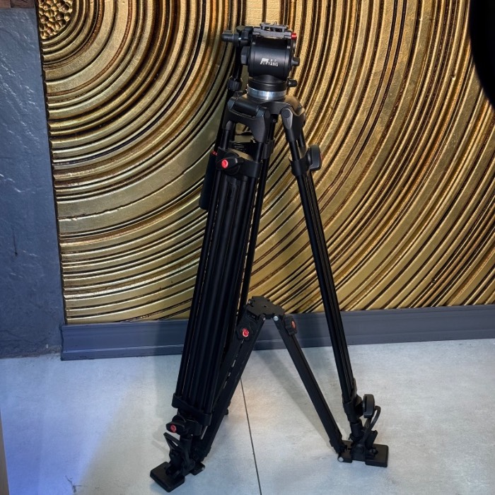 سه پایه فیلمبرداری دست دوم جی یانگ Jieyang JY-0508 AD Video Tripod