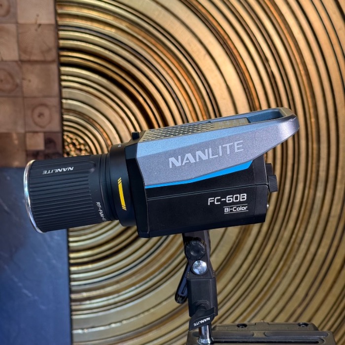 ویدیولایت دست دوم نانلایت Nanlite FC-60B Bi-Color LED Spotlight