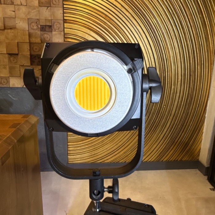 ویدیولایت دست دوم نانلایت Nanlite FS-300B LED Bi-Color Monolight