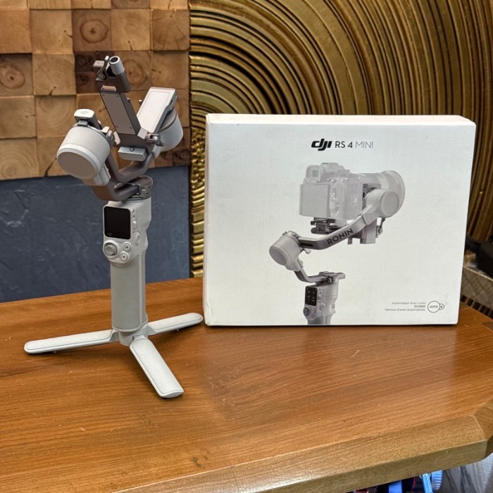گیمبال دست دوم دی جی آی DJI RS 4 Mini Handheld Gimbal Stabilizer