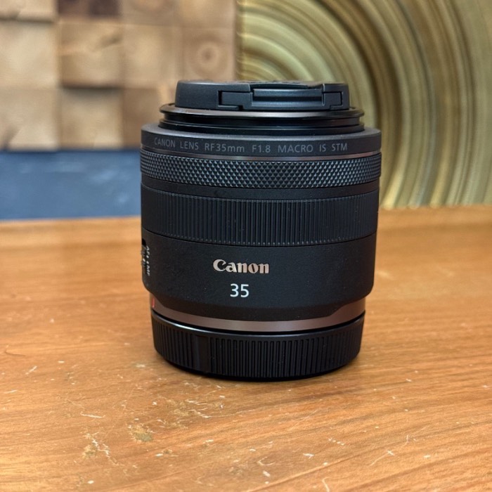 لنز دست دوم بدون‌آینه کانن Canon RF 35mm F1.8 IS STM Macro (جعبه دارد)
