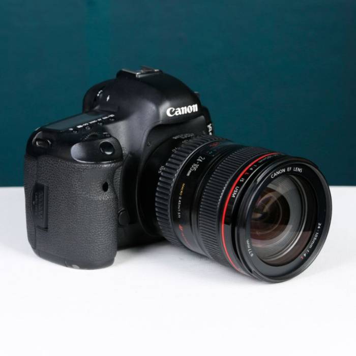 دوربین دست دوم کانن Canon EOS 5D Mark III Kit 24-105mm f/4L IS USM (60000 شات)