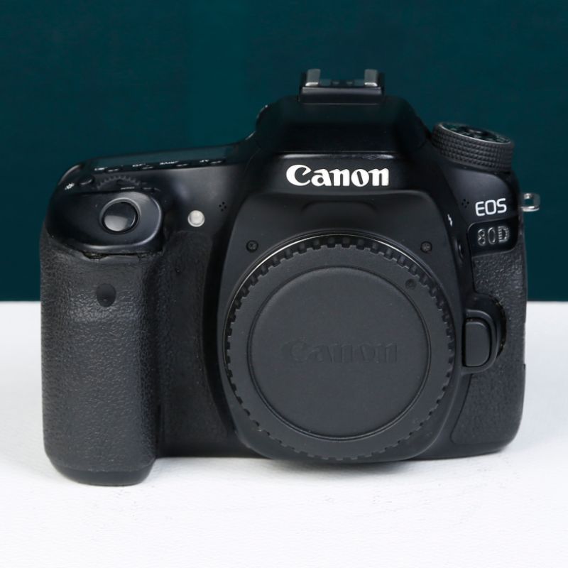دوربین دست دوم کانن Canon EOS 80D Body (68000 شات)
