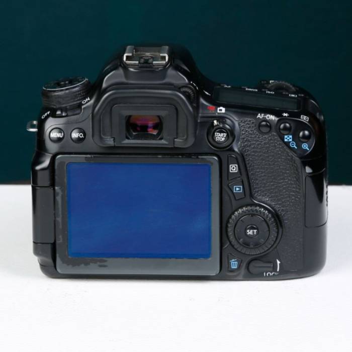 دوربین عکاسی دست دوم کانن Canon EOS 70D Body(220000 شات)
