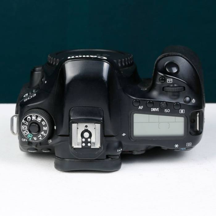دوربین دست دوم کانن Canon EOS 80D Body (87000 شات)