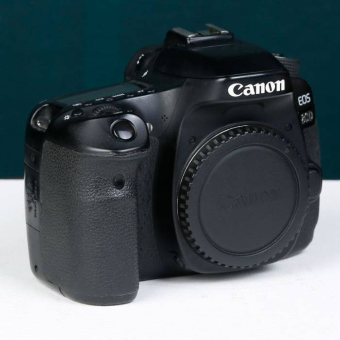 دوربین دست دوم کانن Canon EOS 80D Body (87000 شات)